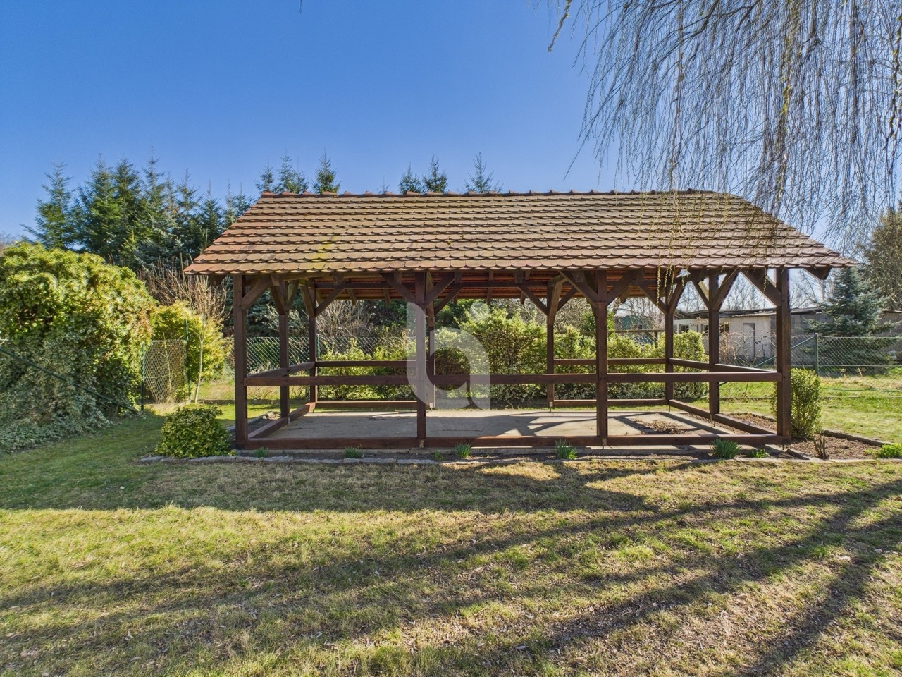 Außenebereich Pavillon 1)