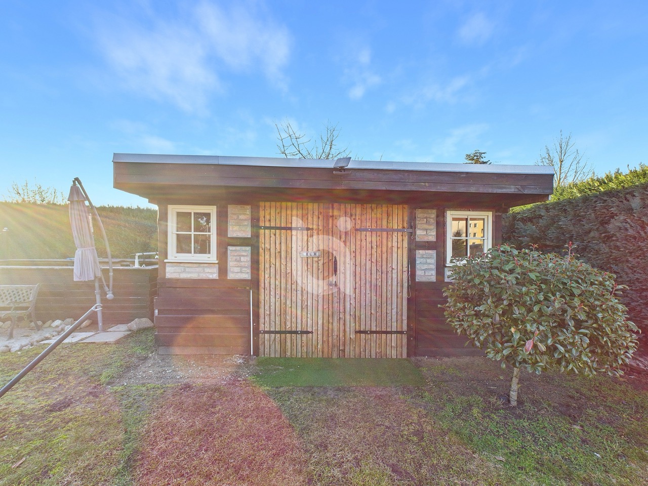 Grünbereich Hütte