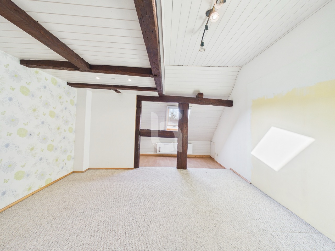 DG Dachstudio mit Ankleide 1