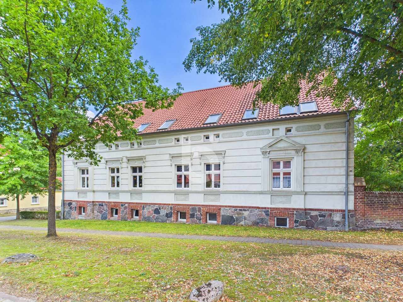 MFH im Bauernhausgewandt